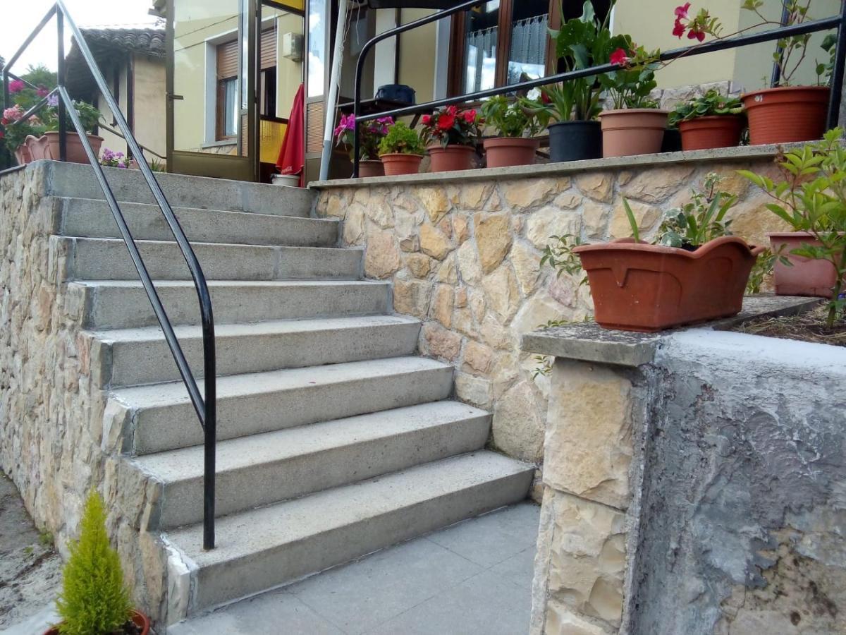 La Casina De La Bisa Villa Soto de las Duenas Ngoại thất bức ảnh